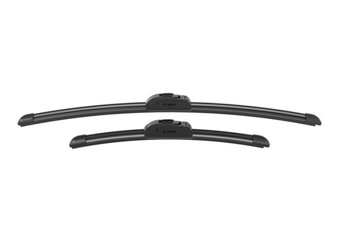Склоочисник BOSCH Aerotwin безкаркасний комплект 550/340мм (3 397 007 589)