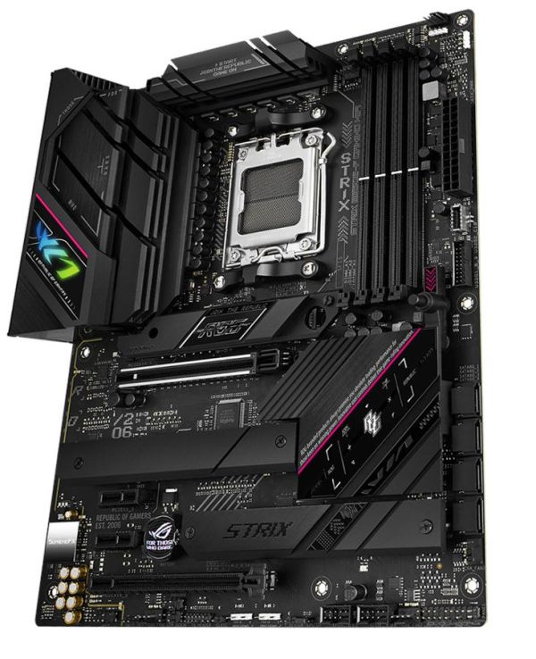 Материнcька плата ASUS ROG STRIX B650E-F GAMING WIFI sAM5 B650 4xDDR5 M.2 HDMI DP Wi-Fi BT ATX
